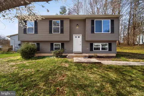 11015 Pompey Dr, Marlboro, MD 20772