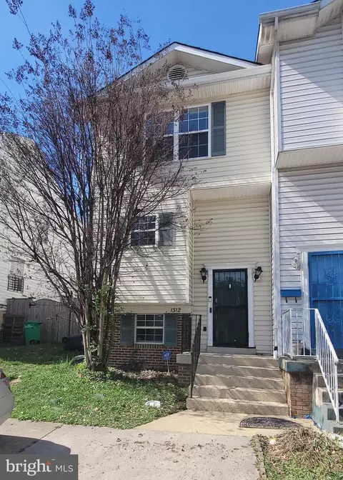 1312 Gabes Pl, Hyattsville, MD 20785