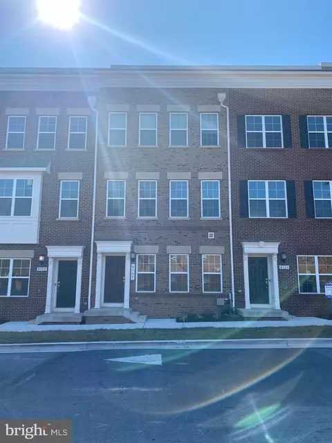 4761 Cherokee St, College Park, MD 20740