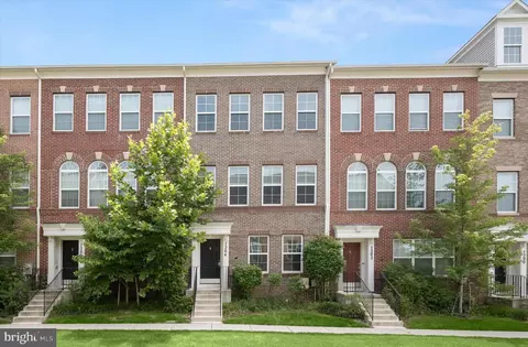 7204 Barrberry Ln, Beltsville, MD 20705