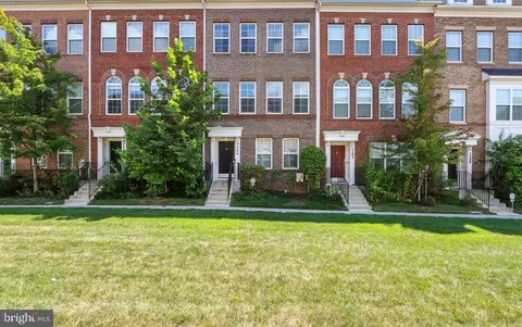 7204 Barrberry Ln, Beltsville, MD 20705