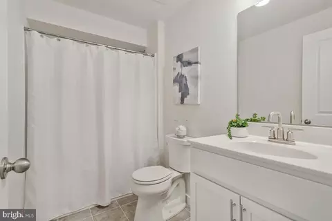 Bath - 5514 Glen Ave, Lanham, MD 20706 photo 3 of 3