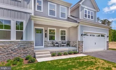 Exterior - 5514 Glen Ave, Lanham, MD 20706 photo 2 of 3