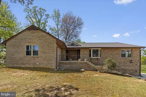 727 Gleneagles Dr, Fort Washington, MD 20744