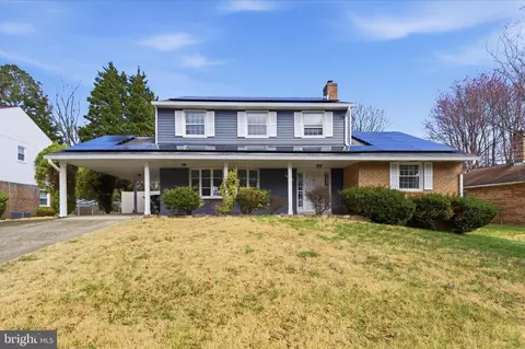 12802 Winona Dr, Marlboro, MD 20774