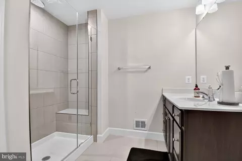 Bath - 7652 Buzz Aldrin Ln #1826, Lanham, MD 20706 photo 1 of 2