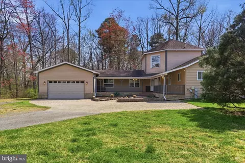 11607 Prospect Hill Rd, Glenn Dale, MD 20769