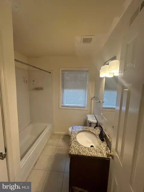 Bath - 7208 Powhatan St, Lanham, MD 20706 photo 1 of 2