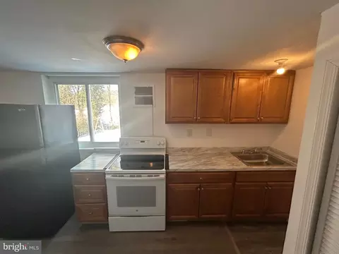 Kitchen - 7208 Powhatan St, Lanham, MD 20706 photo 4 of 4