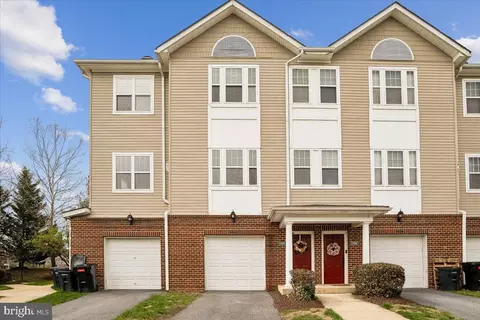 3102 Irma Ct, Suitland, MD 20746