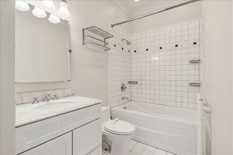 Bath - 328 Laurel Ave, Laurel, MD 20707 photo 6 of 6
