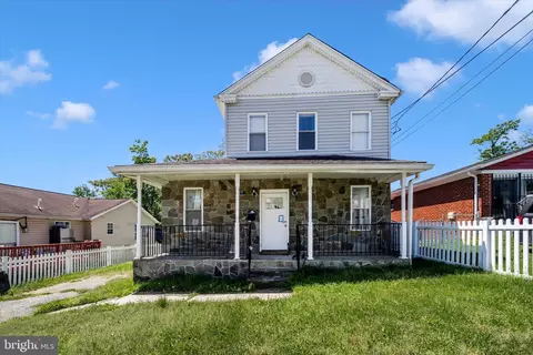 6211 Foote St, Capitol Heights, MD 20743