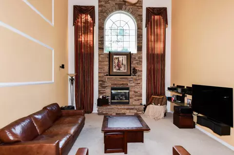 Living - 3208 Clavier Pl, Clinton, MD 20735 photo 2 of 4