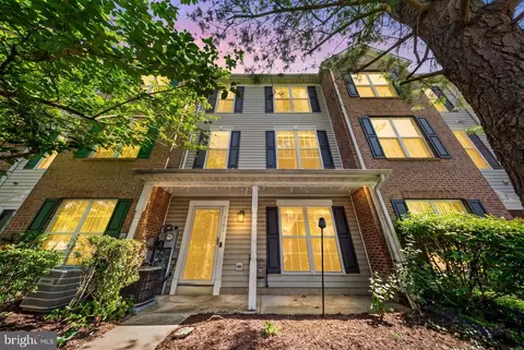 3705 Elmcrest Ln, Bowie, MD 20716