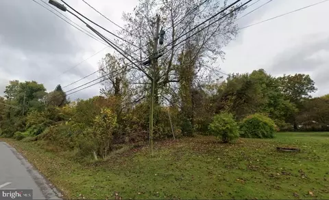 5620 Park Dr, Bowie, MD 20715