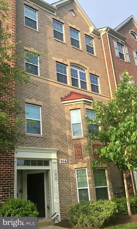 904 Hall Station Dr #102, Bowie, MD 20721