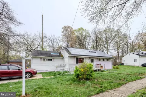 9039 Volta St, Lanham, MD 20706