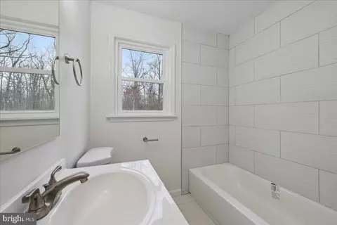 Entry Way - 16206 Ashbox Rd, Brandywine, MD 20613 photo 2 of 2