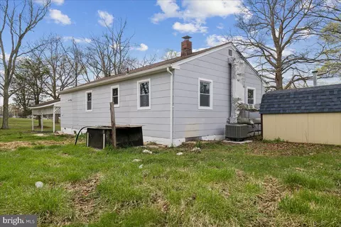 Exterior - 16206 Ashbox Rd, Brandywine, MD 20613 photo 2 of 2