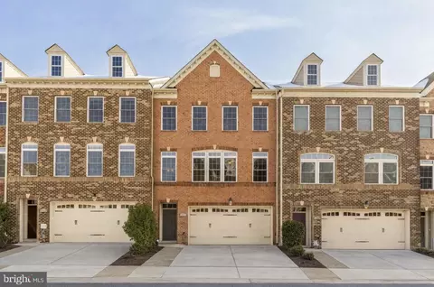 5311 Stream Bank Ln, Greenbelt, MD 20770