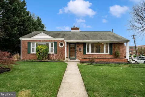7604 Adelphi Rd, Hyattsville, MD 20783