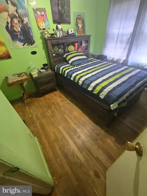 Bedroom - 9401 Pine View Ln, Clinton, MD 20735 photo 4 of 4