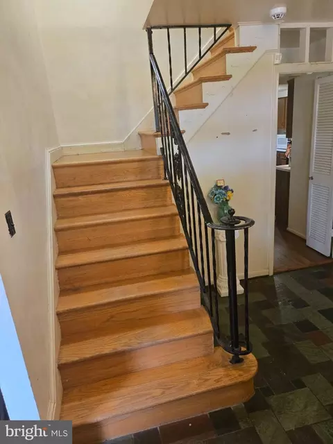 Entry Way - 9401 Pine View Ln, Clinton, MD 20735 photo 3 of 3