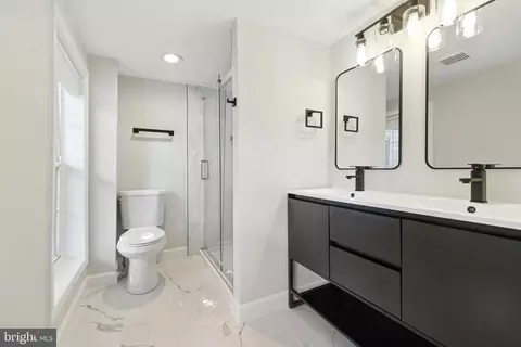 Bath - 612 9th St, Laurel, MD 20707 photo 5 of 7