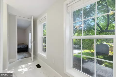 Entry Way - 612 9th St, Laurel, MD 20707 photo 11 of 11