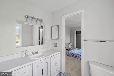 Bath - 7622 Carissa Ln, Laurel, MD 20707 photo 3 of 4