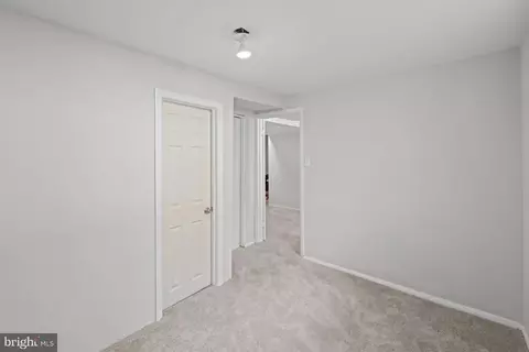 Entry Way - 7622 Carissa Ln, Laurel, MD 20707 photo 7 of 7