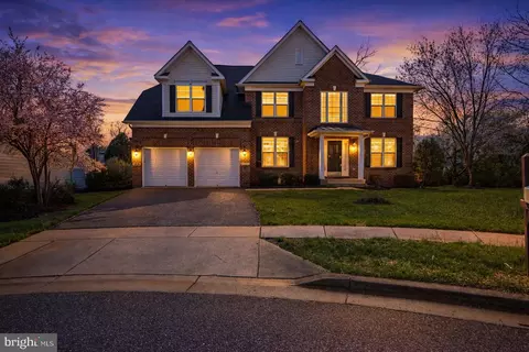 11803 Lilium Ln, Glenn Dale, MD 20769