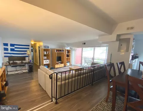 4709 Tecumseh St #202, College Park, MD 20740