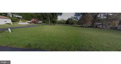 19 Hawkins Dr, Aquasco, MD 20608