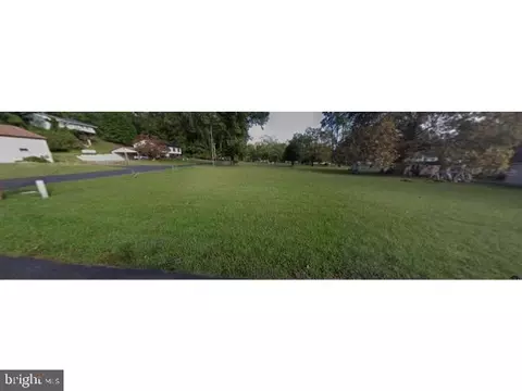 19 Hawkins Dr, Aquasco, MD 20608
