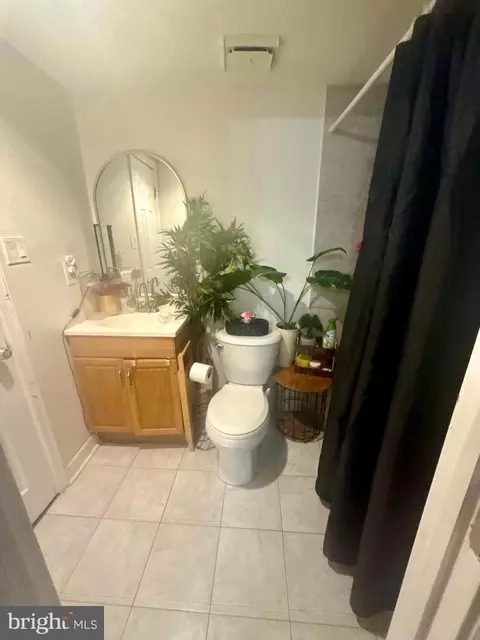 Bath - 6915 Scotch Dr, Laurel, MD 20707 photo 6 of 6