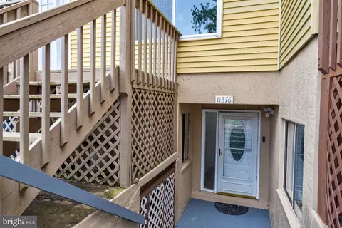 11376 Laurelwalk Dr #B-51, Laurel, MD 20708