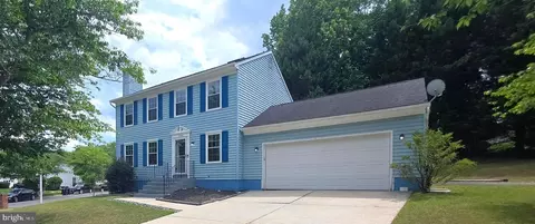 17234 Brookmeadow Ln, Marlboro, MD 20772