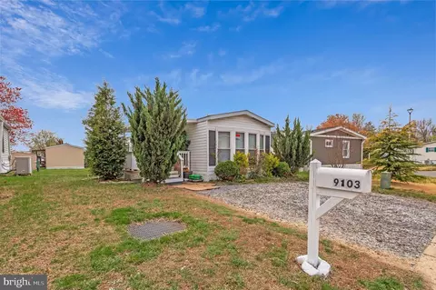 9103 Columbine Ln, Marlboro, MD 20772