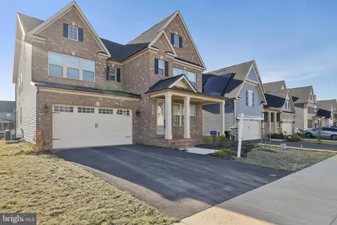 6547 Clubhouse Dr, Laurel, MD 20708