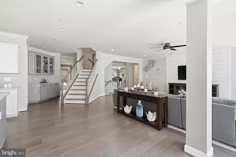 9003 Crystal Oaks Ln, Marlboro, MD 20772 photo 16