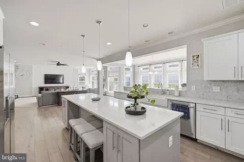9003 Crystal Oaks Ln, Marlboro, MD 20772 photo 12