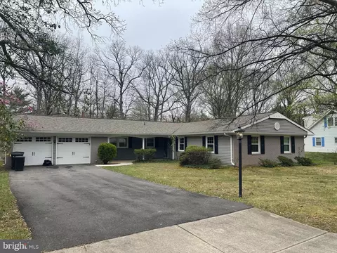 12605 Cedarbrook Ln, Laurel, MD 20708