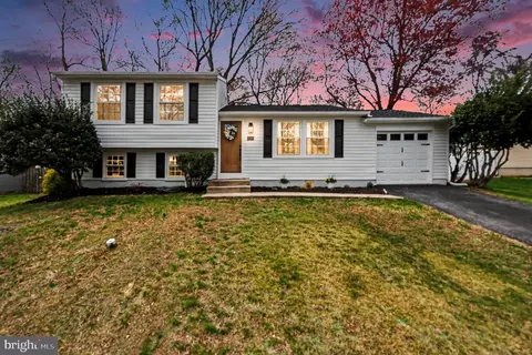 9205 Friar Rd, Fort Washington, MD 20744