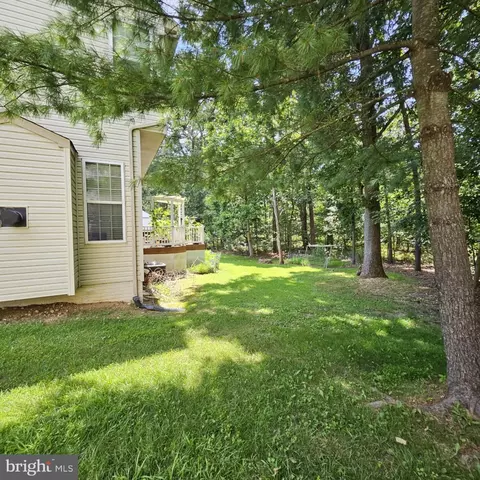 Exterior - 7605 Stratfield Ln, Laurel, MD 20707 photo 5 of 8