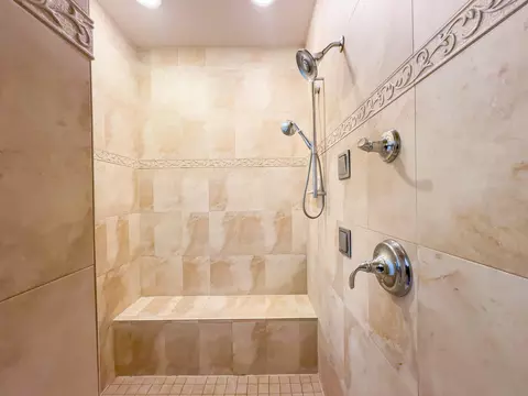 Bath - 6609 Chatham Park Dr, Brandywine, MD 20613 photo 1 of 9