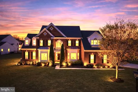 Exterior - 6609 Chatham Park Dr, Brandywine, MD 20613 photo 3 of 3