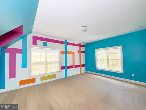 Bedroom - 6609 Chatham Park Dr, Brandywine, MD 20613 photo 3 of 11