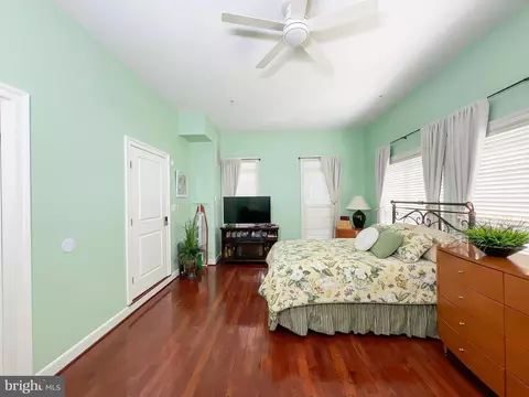 Bedroom - 6609 Chatham Park Dr, Brandywine, MD 20613 photo 9 of 11