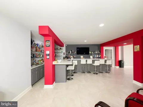 Entry Way - 6609 Chatham Park Dr, Brandywine, MD 20613 photo 4 of 6